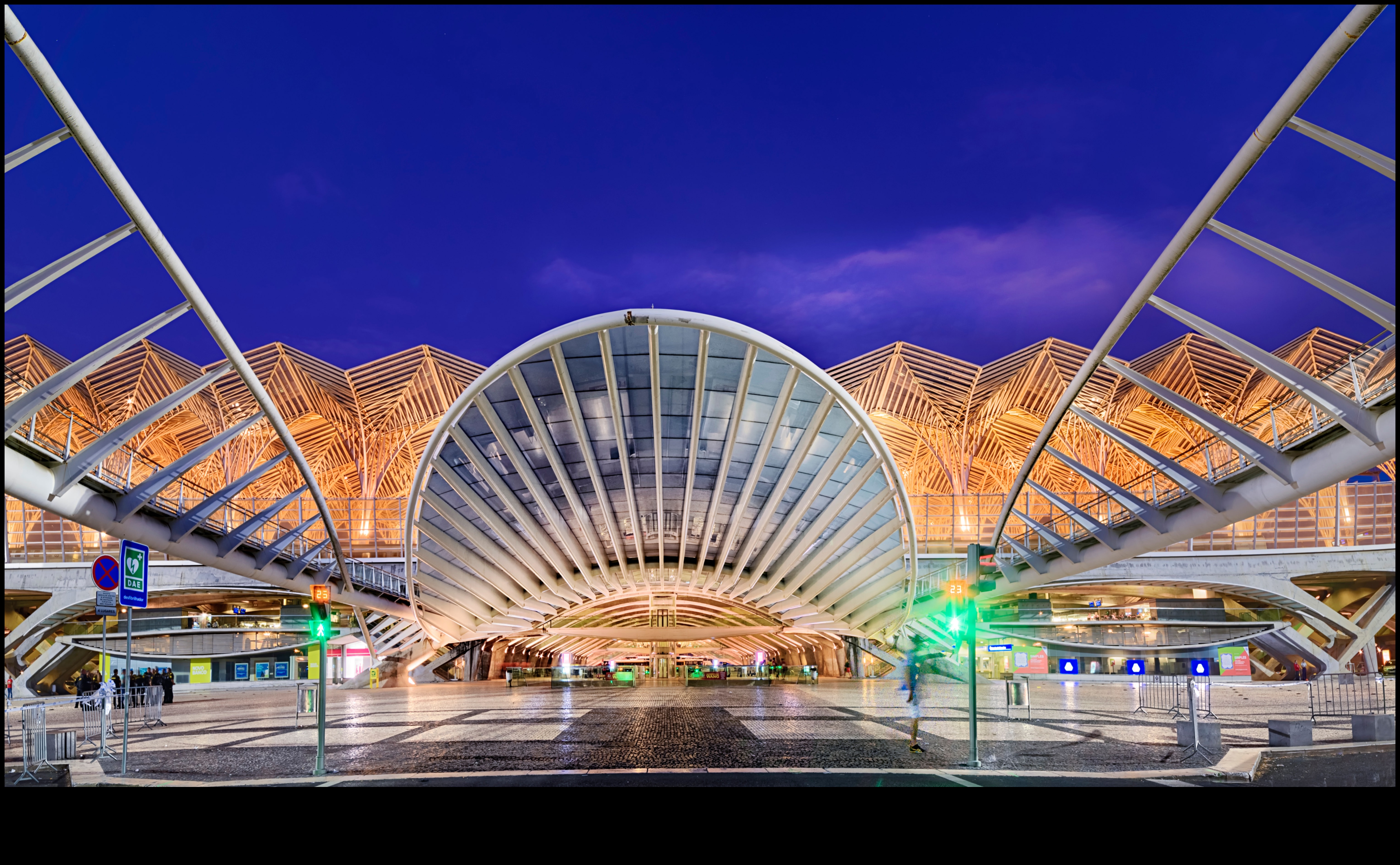 Metro Marvels: Minunile arhitecturale ale nodurilor de transport public
