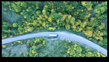 Autostrăzi verzi: Croazieră cu conștiință de mediu în vehiculele electrice