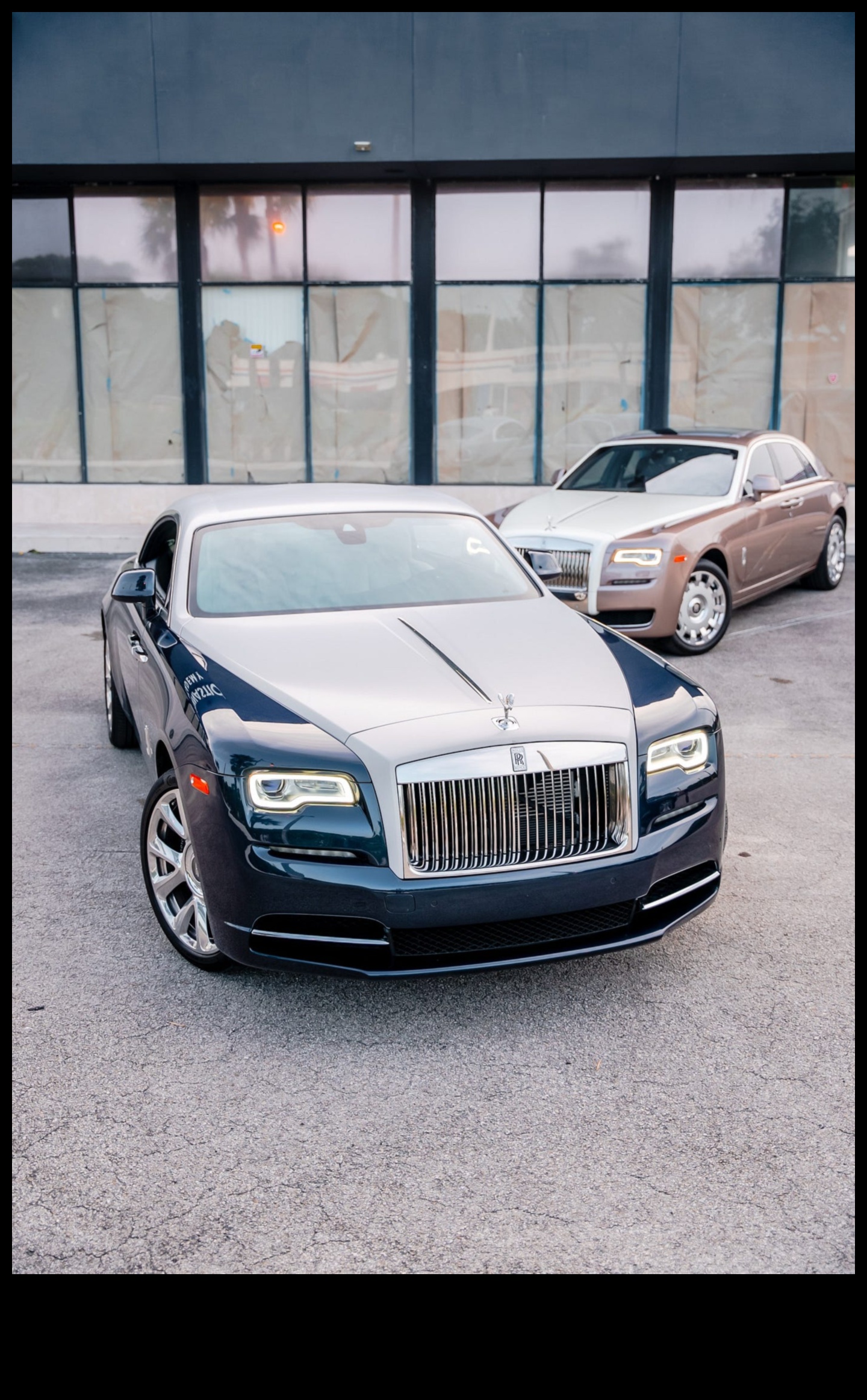 Crearea opulenței Arta de a construi mașini de lux 1 Crafting Opulence: Arta meticuloasă de a construi mașini de lux